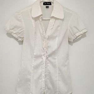 In Vain Short Sleeve Ruffly Button Down Shirt, Size Medium